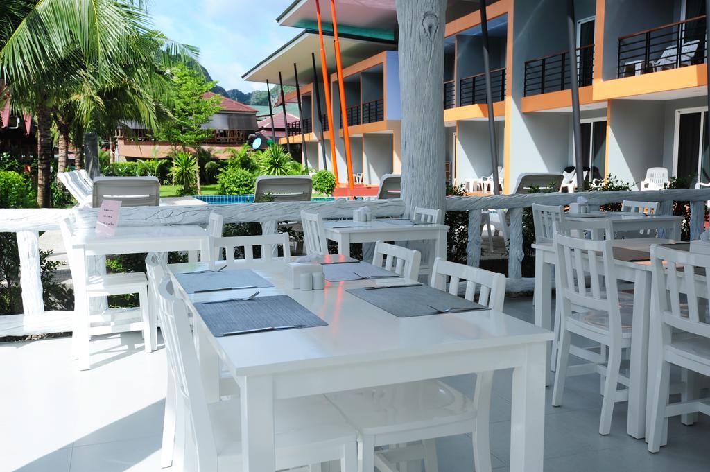 Phi Phi Anita Resort Exterior photo